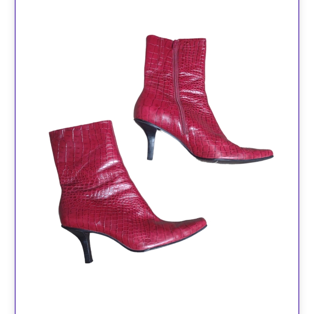 ANTONIO MELANI Red Croc-Embossed Heeled Boots